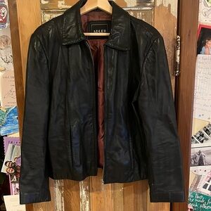 Adler Women's Black Bomber Jacket